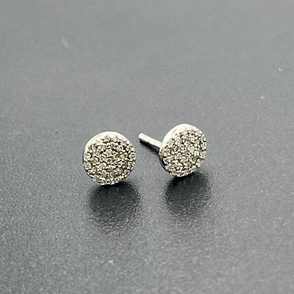 14k White Gold Round Pave Diamond Chip Post Pierced Stud Earrings 6mm - Picture 1 of 11